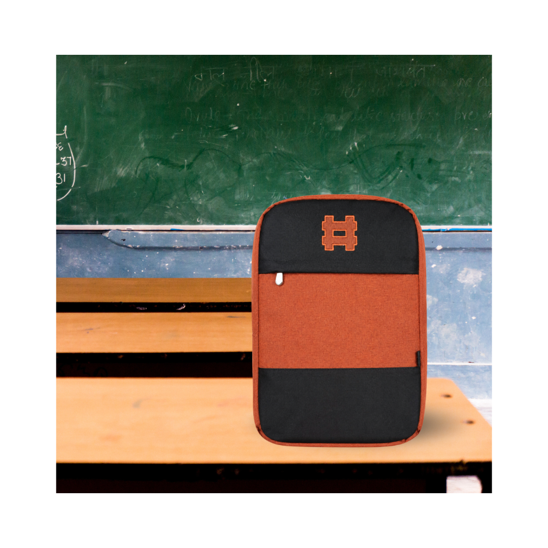 Mochila Escolar Dash Naranja con Negro